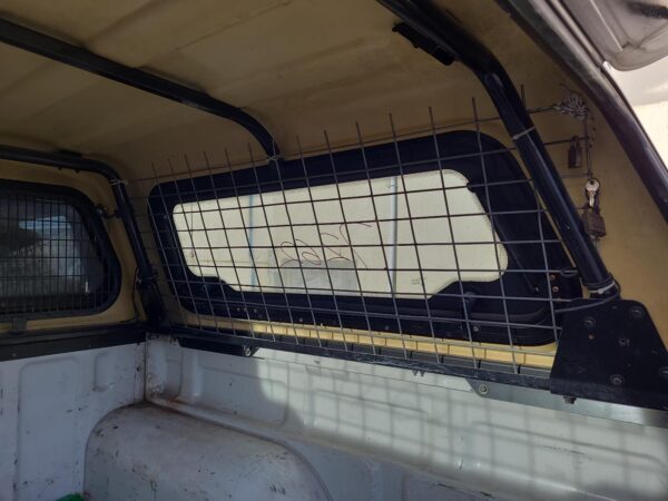 Ford Ranger PK Tonneau/Cover Canopy Dual Cab 2009–2011 - Image 6