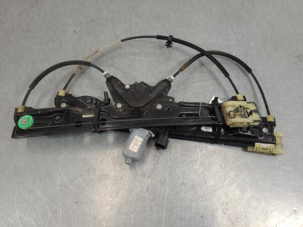 Ford Ranger PX Right Front Window Reg/Motor 6 Pin 2011–2022 - Image 4