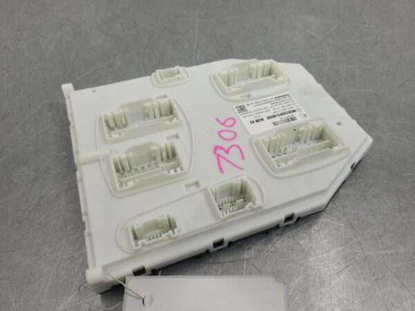 Mercedes Sprinter VS30 ECU Sam Control Module 2018–Present - Image 3