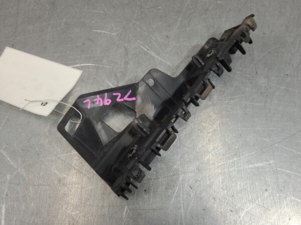 Renault Trafic X82 Front Bar Brkt/Reinforcement 2015–2021 - Image 4