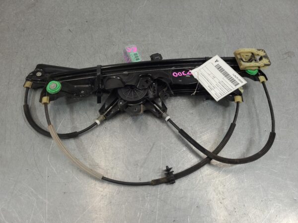Ford Ranger PX Right Front Window Reg/Motor 6 Pin 2011–2022 - Image 3