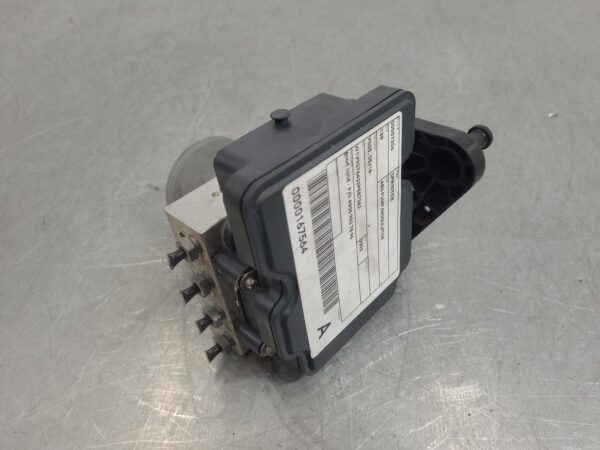 Mercedes Sprinter VS30 ABS Pump/Modulator 2018–Present - Image 4