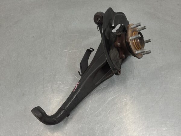 Nissan Navara NP300 Right Front Hub Assembly 2wd 2015–2025 - Image 2