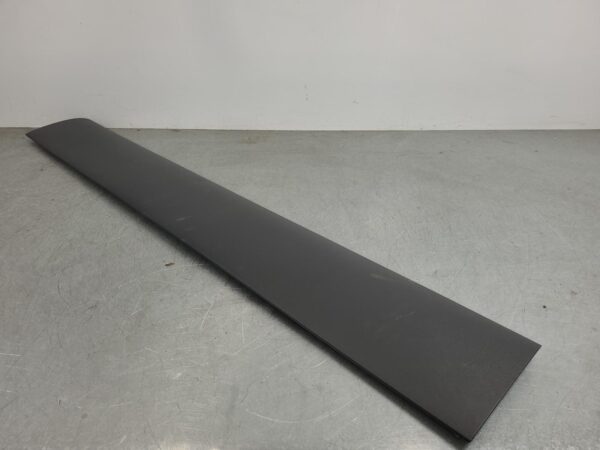Mercedes Sprinter VS30 Sliding Door Lower Moulding LH Mwb 2018–Present - Image 2