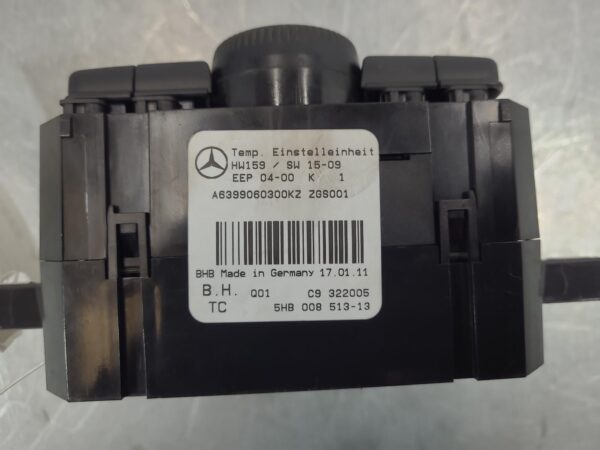Mercedes Viano 639 Heater/AC Controls In Dash 2005–2014 - Image 7