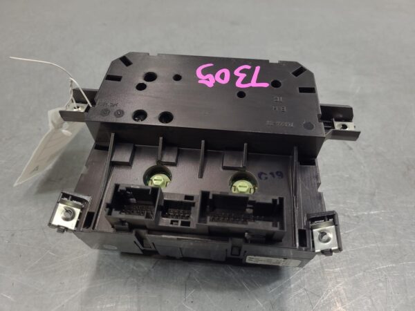Mercedes Viano 639 Heater/AC Controls In Dash 2005–2014 - Image 6