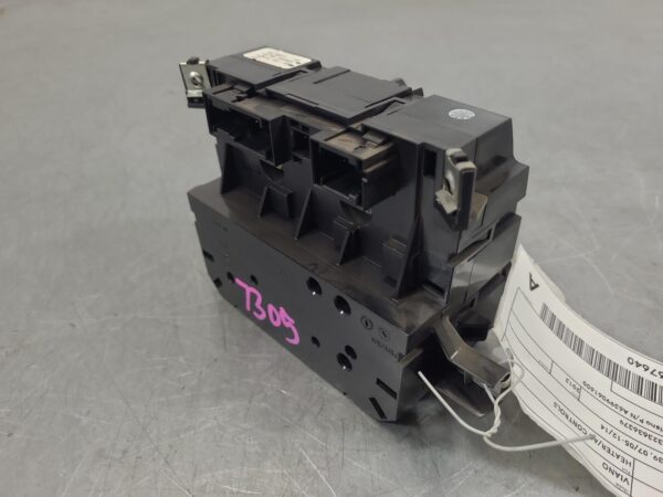Mercedes Viano 639 Heater/AC Controls In Dash 2005–2014 - Image 5