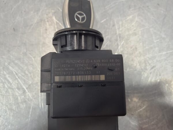 Mercedes Viano 639 Ignition W/ Key 639 Wagon 07/05-12/14 2005–2014 - Image 8