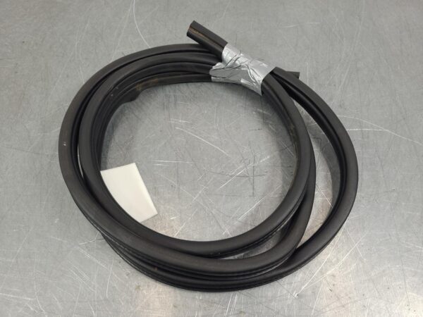 RAM 2500/3500 D2 Body Seal Rubber Dj/D2 2020–Present