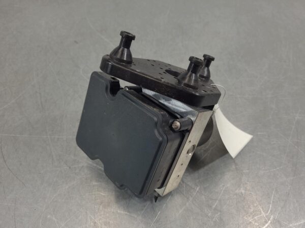 Mercedes Sprinter VS30 ABS Pump/Modulator 2018–Present - Image 5