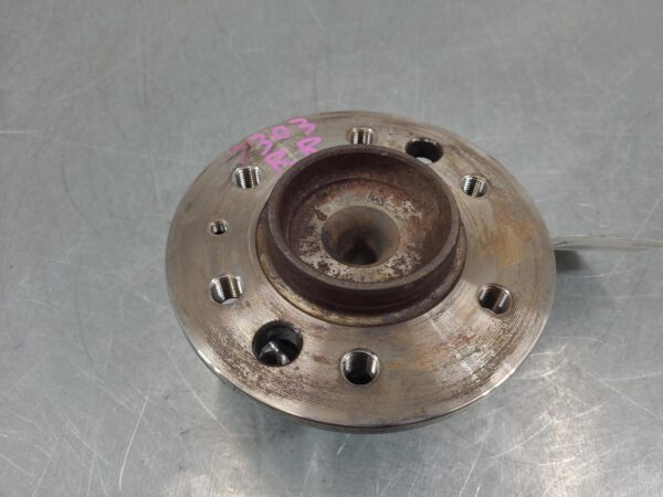 Mercedes Sprinter VS30 Right Rear Hub Assembly 2018–Present - Image 6