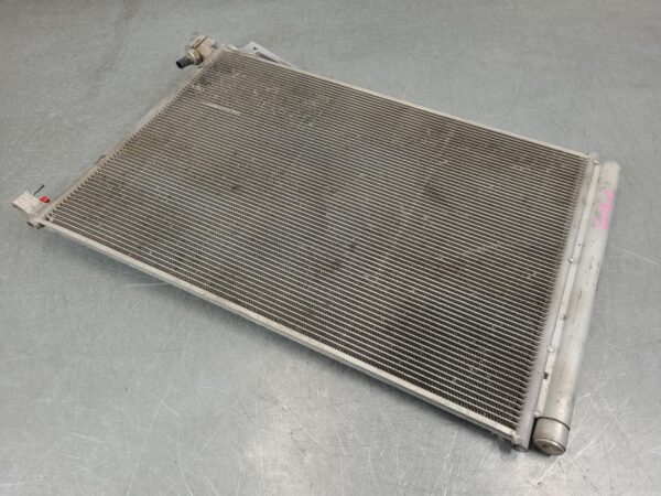 Mercedes Sprinter VS30 A/C Condenser Rwd 2022–Present - Image 3
