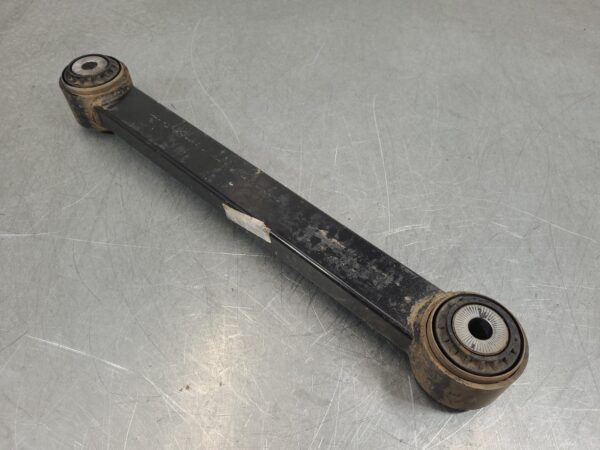 RAM 2500/3500 D2 Right Rear Trailing Arm Dj/D2 2020–Present