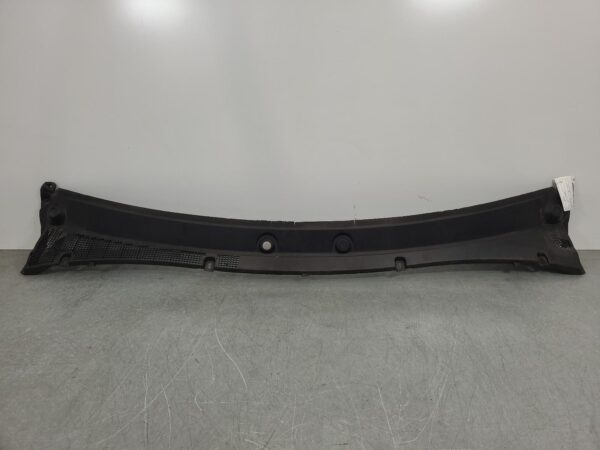 Renault Master X62 Wiper Cowl Panel 2011–2020