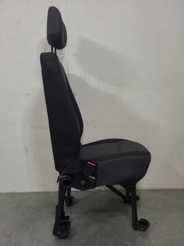 Renault Master X62 LH Front Single Seat Cloth 2011–Present - Image 4