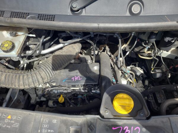 Renault Master X62 A/C Compressor 2011–Present - Image 12