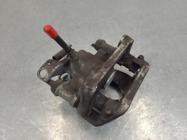 Renault Master X62 Right Rear Caliper Single Wheel 2011–Present - Image 6