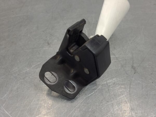 Renault Master X62 Right Barn Door Lock Upper 2011–Present - Image 4
