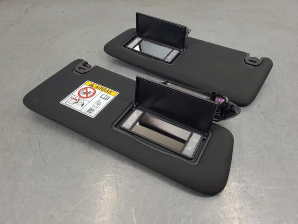 RAM 2500/3500 D2 Sun Visor Dj/D2 2020–Present - Image 6