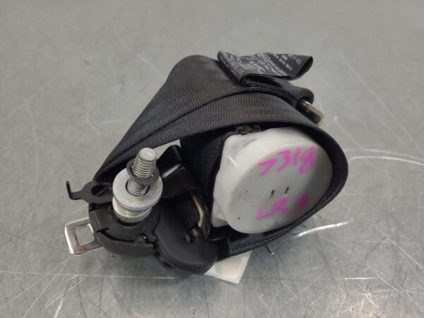 Ford Everest UA LH Rear Seat Belt Only LH Rear 3rd Row 2015–2022 - Image 2