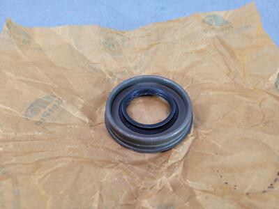 FORD TRANSIT VH-VJ 10/2000-08/2006 NEW WHEEL BEARING OIL SEAL