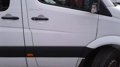 MERCEDES BENZ SPRINTER 10/2006-04/2018 LEFT BLIND SPOT SENSOR AND BRACKET - Image 9