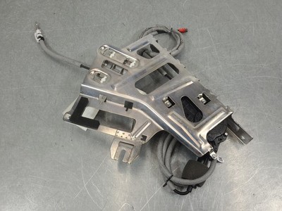 Mercedes Sprinter VS30 RH Power Close Door Actuator with Cable 2018–Present - Image 7