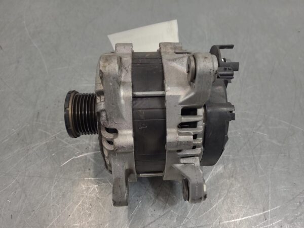 Renault Trafic X82 2.0L Turbo-Diesel Alternator M9r.719 2019–Present - Image 9