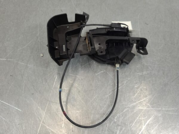 Ford Everest UA LH Front Door Lock 2015–2022 - Image 5