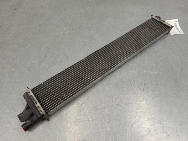 Renault Master X62 Sub Radiator Secondary Radiator Upper 2011–Present - Image 3