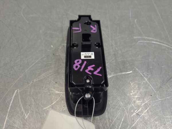 Ford Everest UA RH Front Master Switch 2015–2022 - Image 6