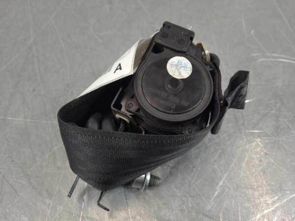 Ford Everest UA LH Rear Seat Belt Only LH Rear 3rd Row 2015–2022 - Image 6