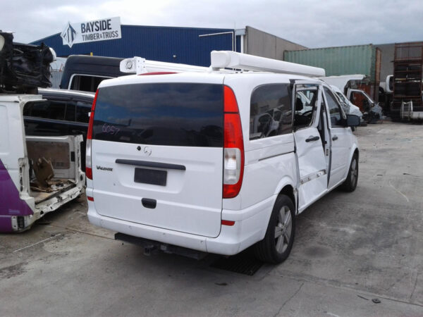MERCEDES BENZ VITO MY11 02/2011-02/2015 FRONT PARKING SENSORS AND LOOM ONLY - Image 9