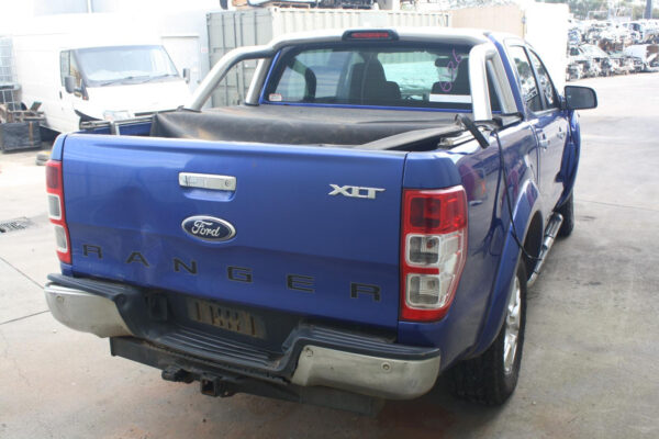 FORD RANGER PX 06/2011-2022 MANUAL FOLD MIRROR SWITCH - Image 5