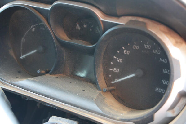 FORD RANGER PX 06/2011-2022 MANUAL FOLD MIRROR SWITCH - Image 12