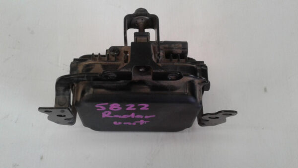 TOYOTA PRADO 11/2009-10/2023 MILIMETER RADAR SENSOR BEHIND GRILLE BADGE - Image 9