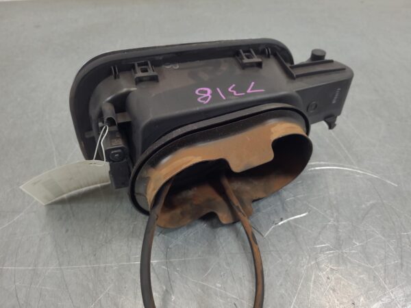 Ford Everest UA 3.2L Diesel Fuel Door / Filler 2015–2022 - Image 6