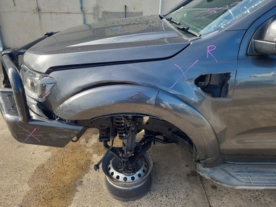 Ford Ranger PX Black Courtesy Light Centre 2011–2022 - Image 9
