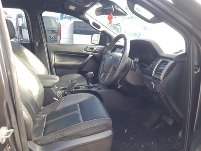 Ford Ranger PX Black Courtesy Light Centre 2011–2022 - Image 10