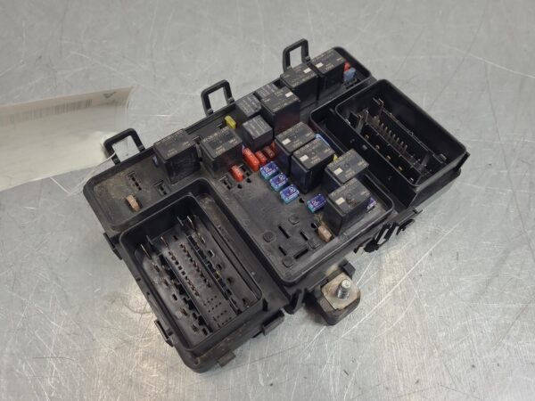 Ford Ranger PX Series 2–3 Main Relay/Fuse Box Engine Bay 2015–2022