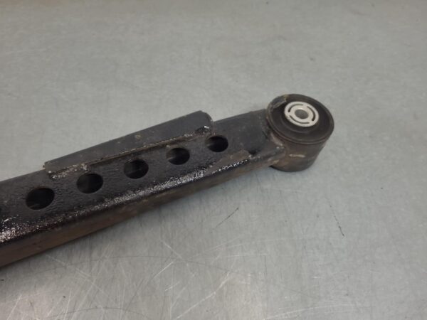 RAM 2500/3500 D2 Right Front Lower Control Arm Dj/D2 2020–Present - Image 9