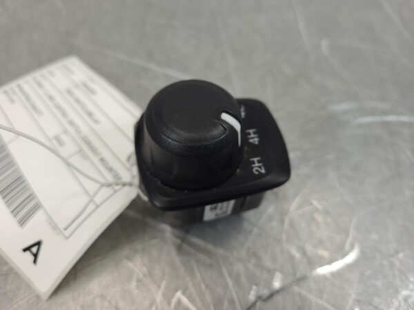 Ford Ranger PX Series 1–3 4wd Control Switch Console Mounted 2011–2022 - Image 2