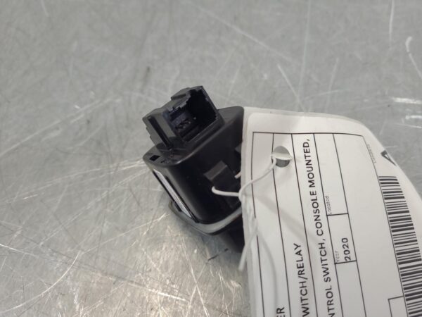 Ford Ranger PX Series 1–3 4wd Control Switch Console Mounted 2011–2022 - Image 4