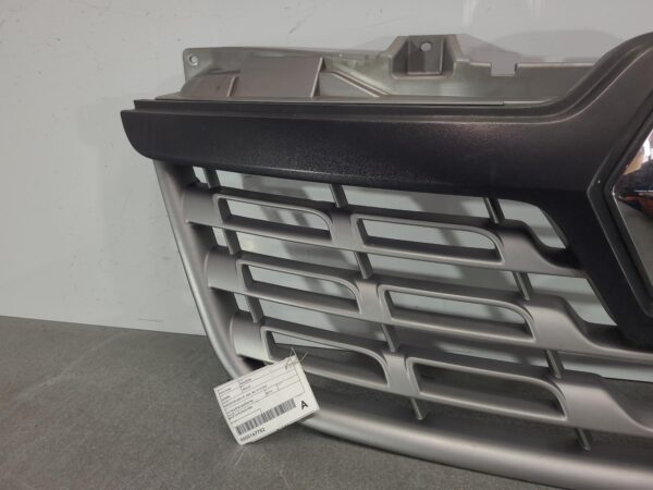 Renault Master X62 Radiator Grille 2014–2020 - Image 2