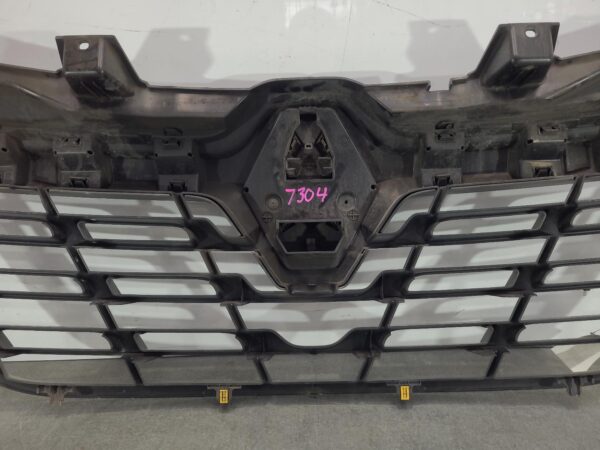 Renault Master X62 Radiator Grille 2014–2020 - Image 7