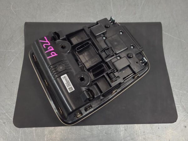 RAM 2500/3500 D2 Courtesy Light Dj/D2 2020–Present - Image 7