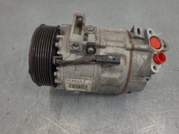 Renault Trafic X82 A/C Compressor 2019–Present - Image 2