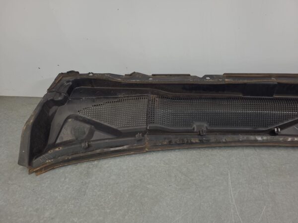 RAM 2500/3500 D2 Wiper Cowl Panel Dj/D2 2020–Present - Image 6