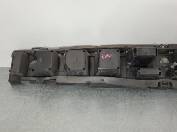 Ford Mustang FM Front Bar Brkt/Reinforcement Energy Absorber 2015–2017 - Image 2