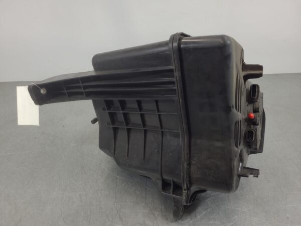 Mercedes Sprinter VS30 Adblue Tank 2018–2022 - Image 3
